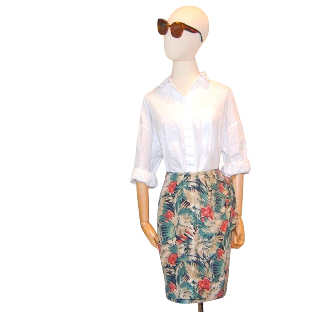 Vintage 90s Valerie Stevens Green 100% Silk Tropical Tie Front Wrap Mini Skirt